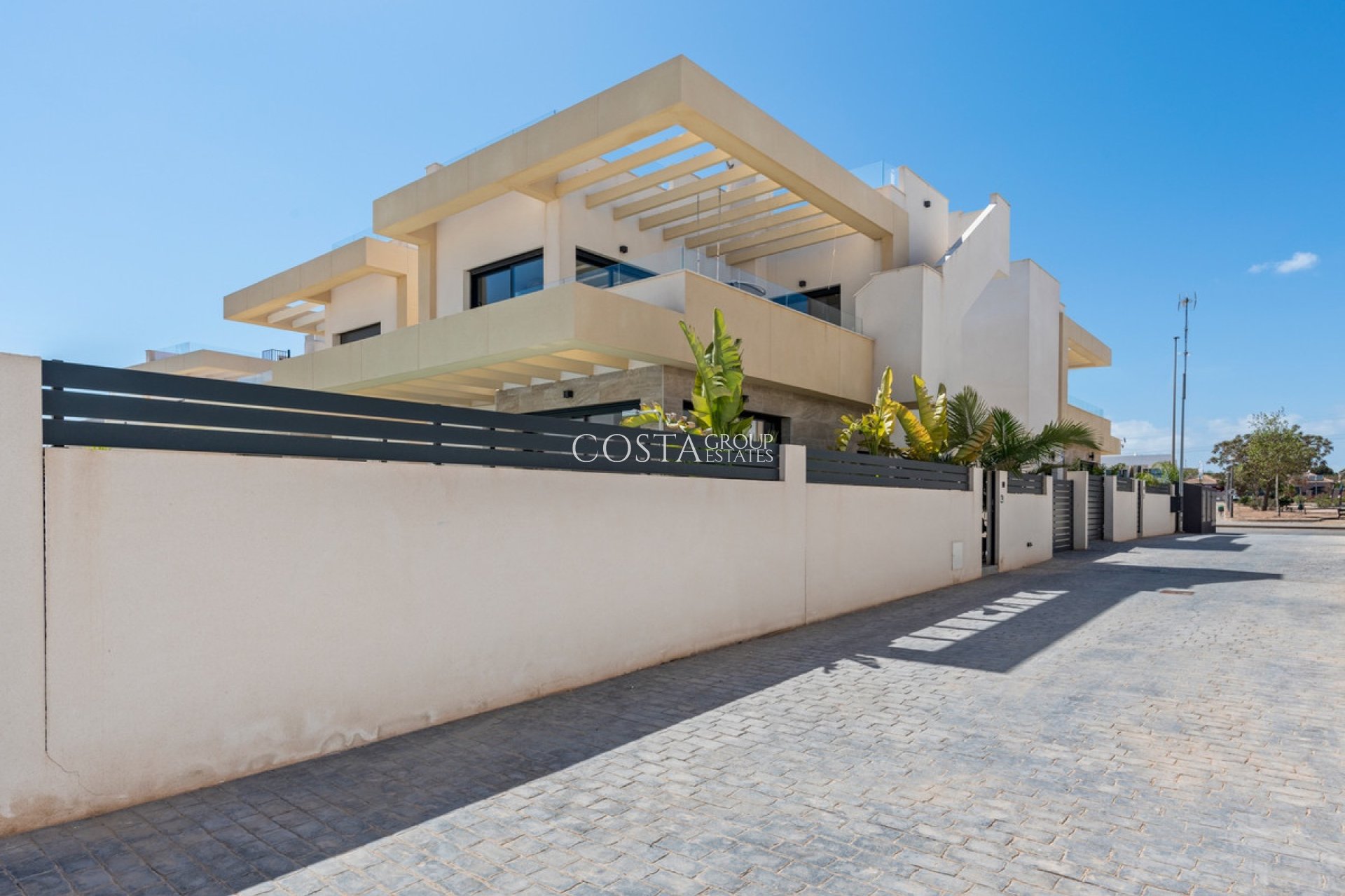 Resale - Villa -
Los Montesinos - Los Montesinos Centro