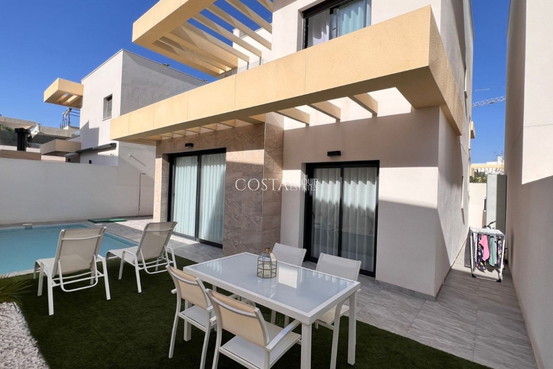 Resale - Villa -
Los Montesinos - Los Montesinos Centro