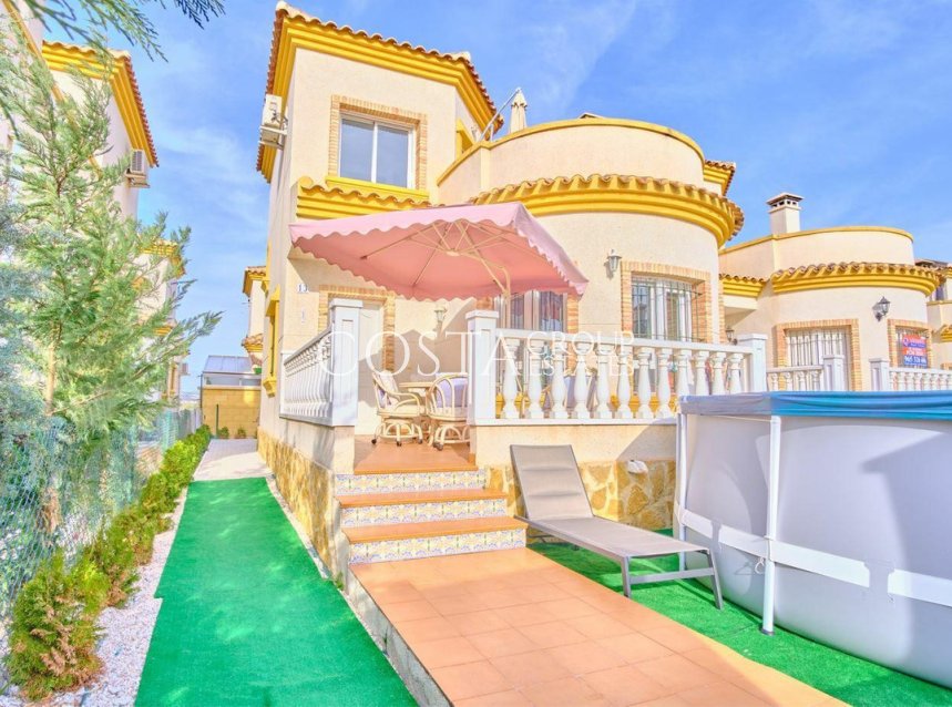 Resale - Villa -
Los Montesinos - Los Montesinos Centro