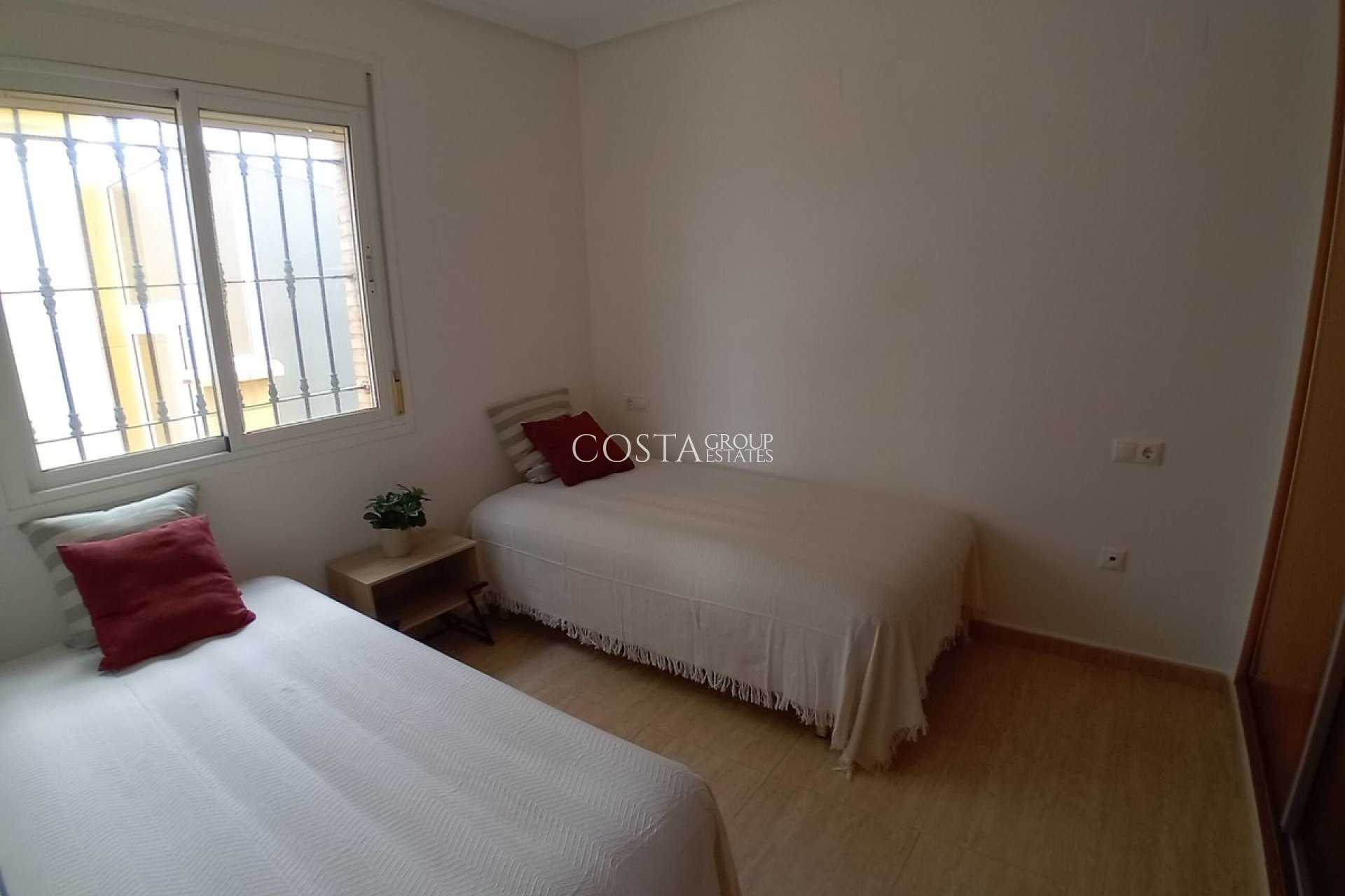 Resale - Villa -
Los Montesinos - Los Montesinos Centro