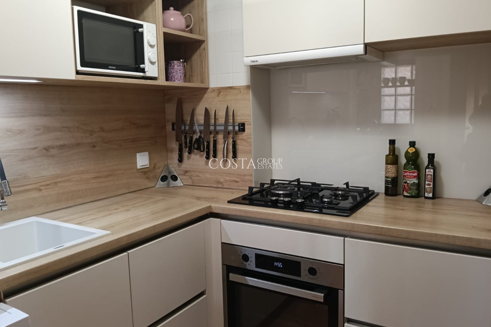 Resale - Villa -
Los Montesinos - Los Montesinos Centro