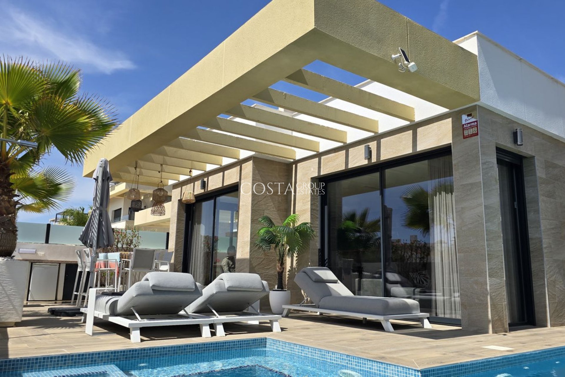 Resale - Villa -
Los Montesinos - Los Montesinos Centro