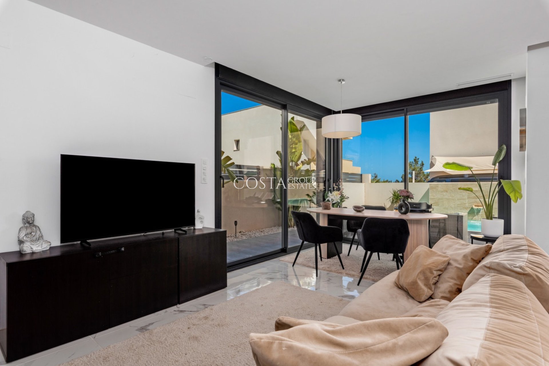 Resale - Villa -
Los Montesinos - Los Montesinos Centro