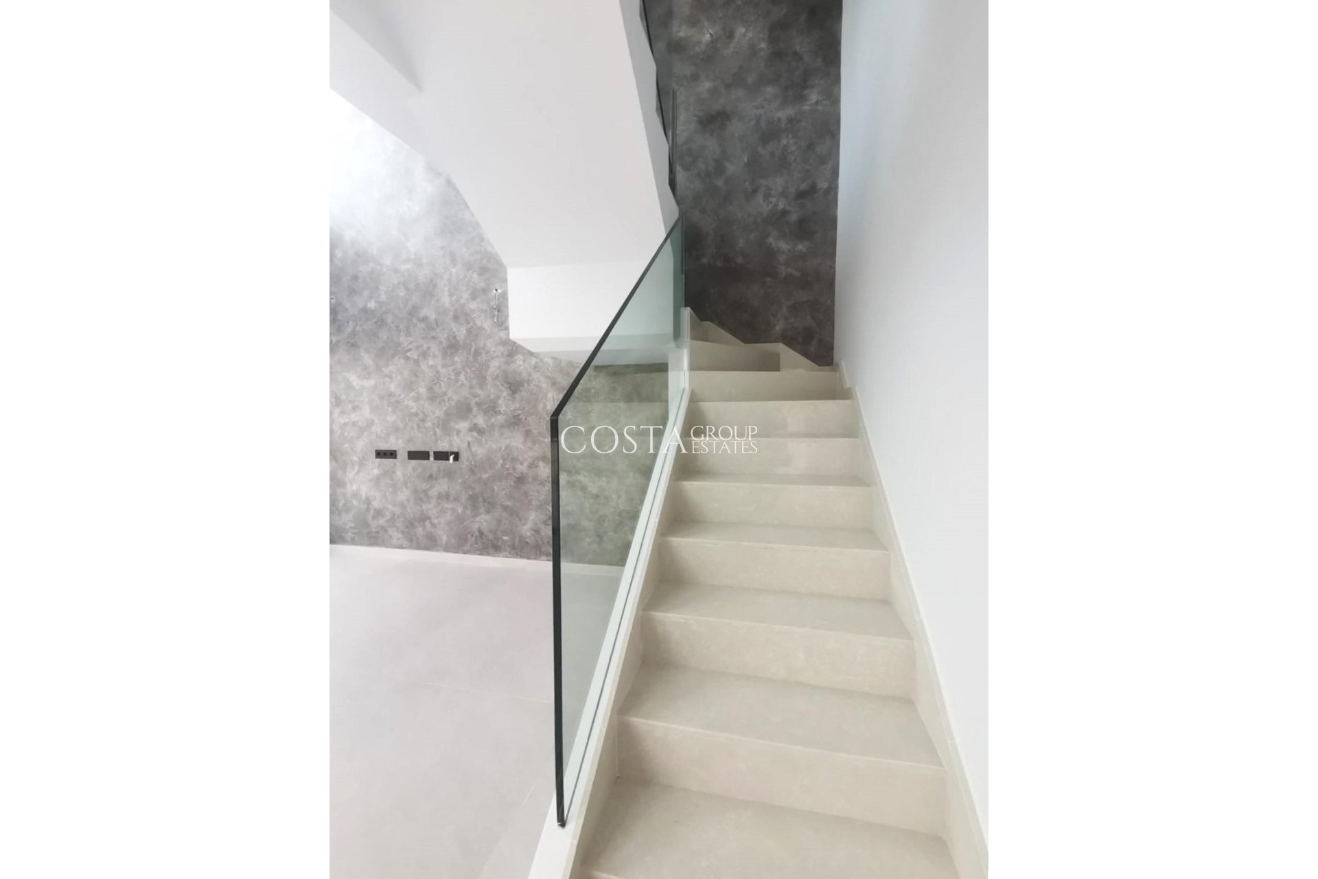 Resale - Villa -
Los Montesinos - Los Montesinos Centro