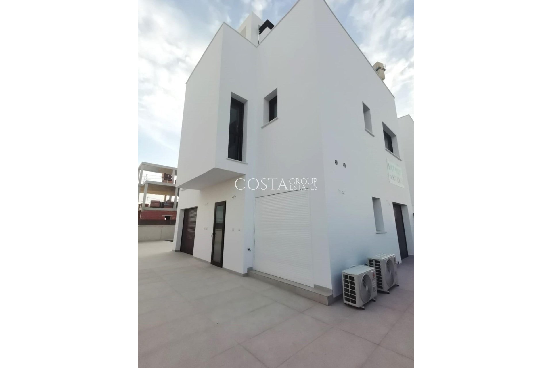 Resale - Villa -
Los Montesinos - Los Montesinos Centro