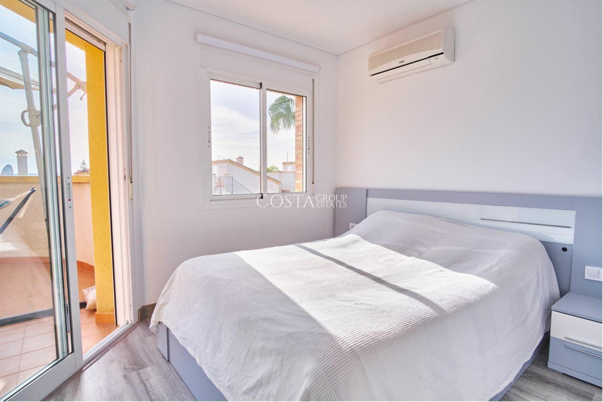 Resale - Villa -
Los Montesinos - Los Montesinos Centro