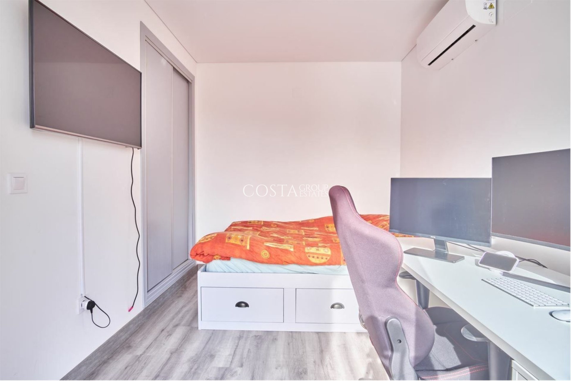 Resale - Villa -
Los Montesinos - Los Montesinos Centro