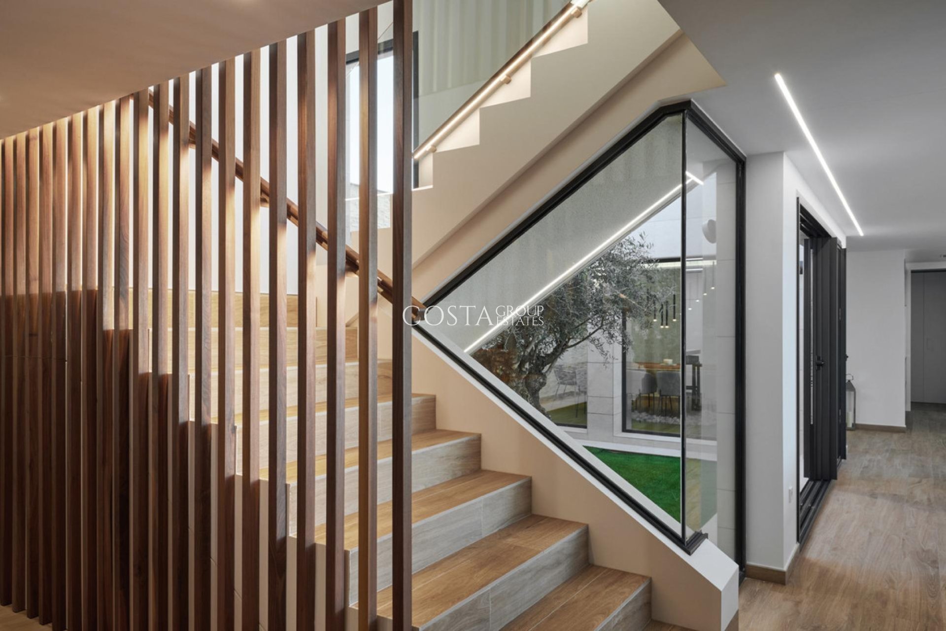 Resale - Villa -
Molina De Segura - Molina de Segura Centro