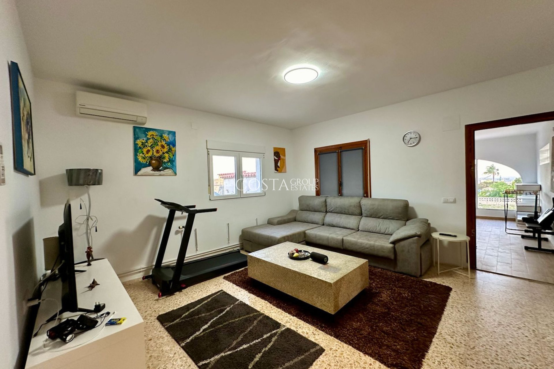 Resale - Villa -
Novelda - Estación