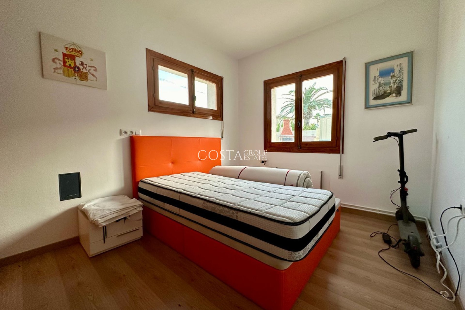 Resale - Villa -
Novelda - Estación