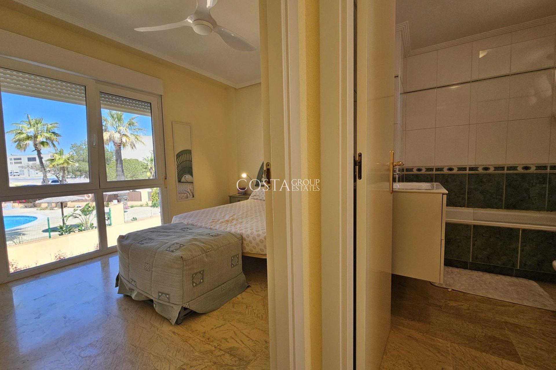 Resale - Villa -
Orihuela - Cabo Roig