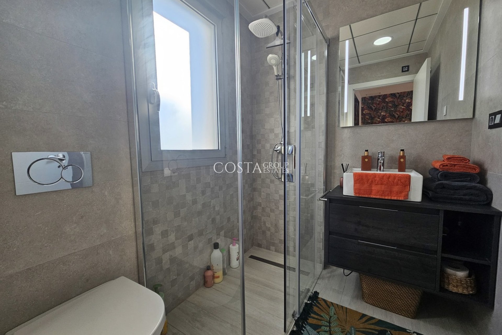 Resale - Villa -
Orihuela - Cabo Roig