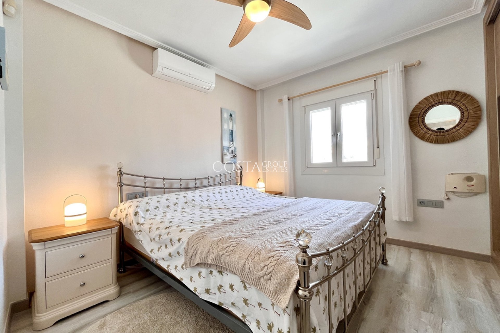 Resale - Villa -
Orihuela - Cabo Roig