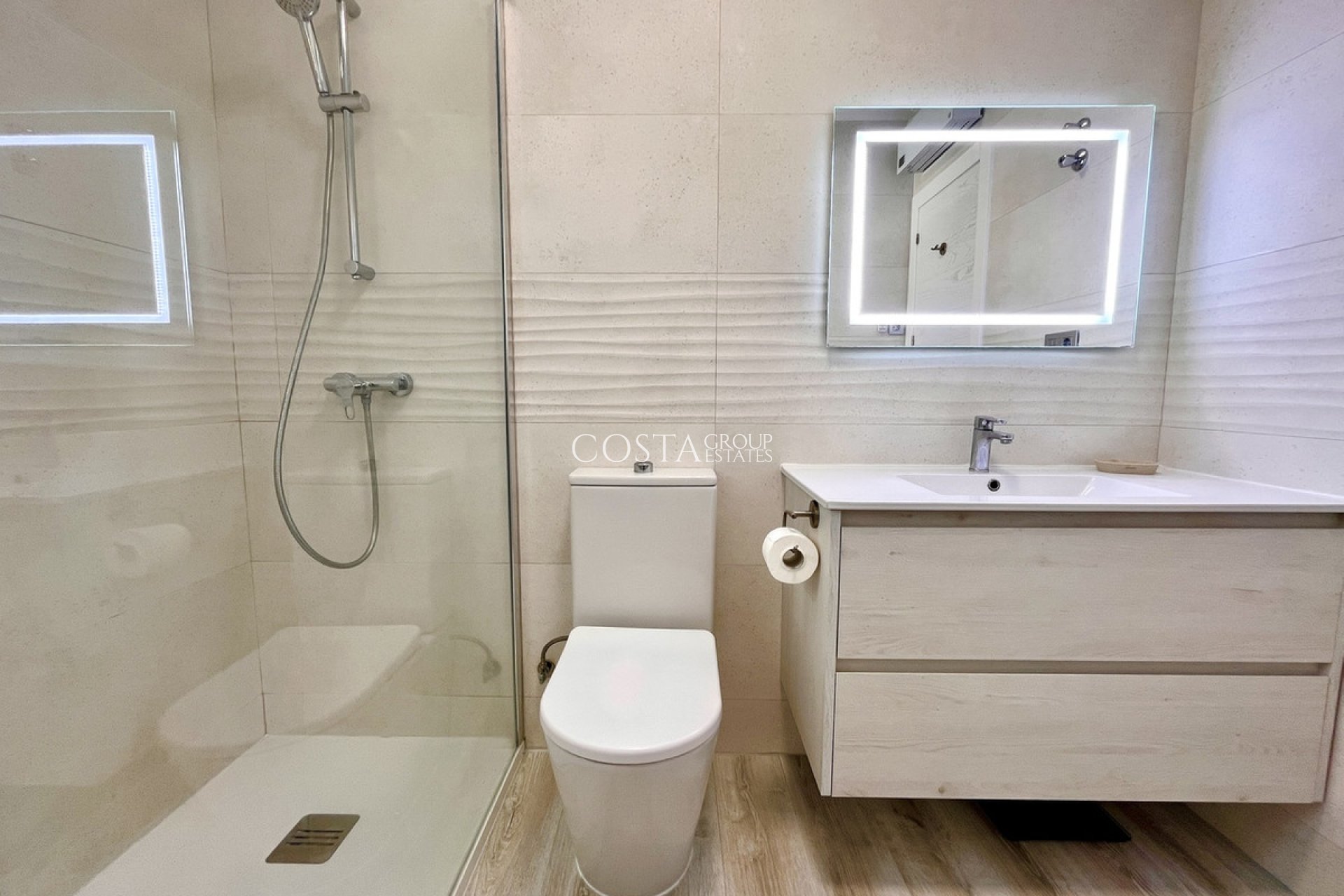 Resale - Villa -
Orihuela - Cabo Roig