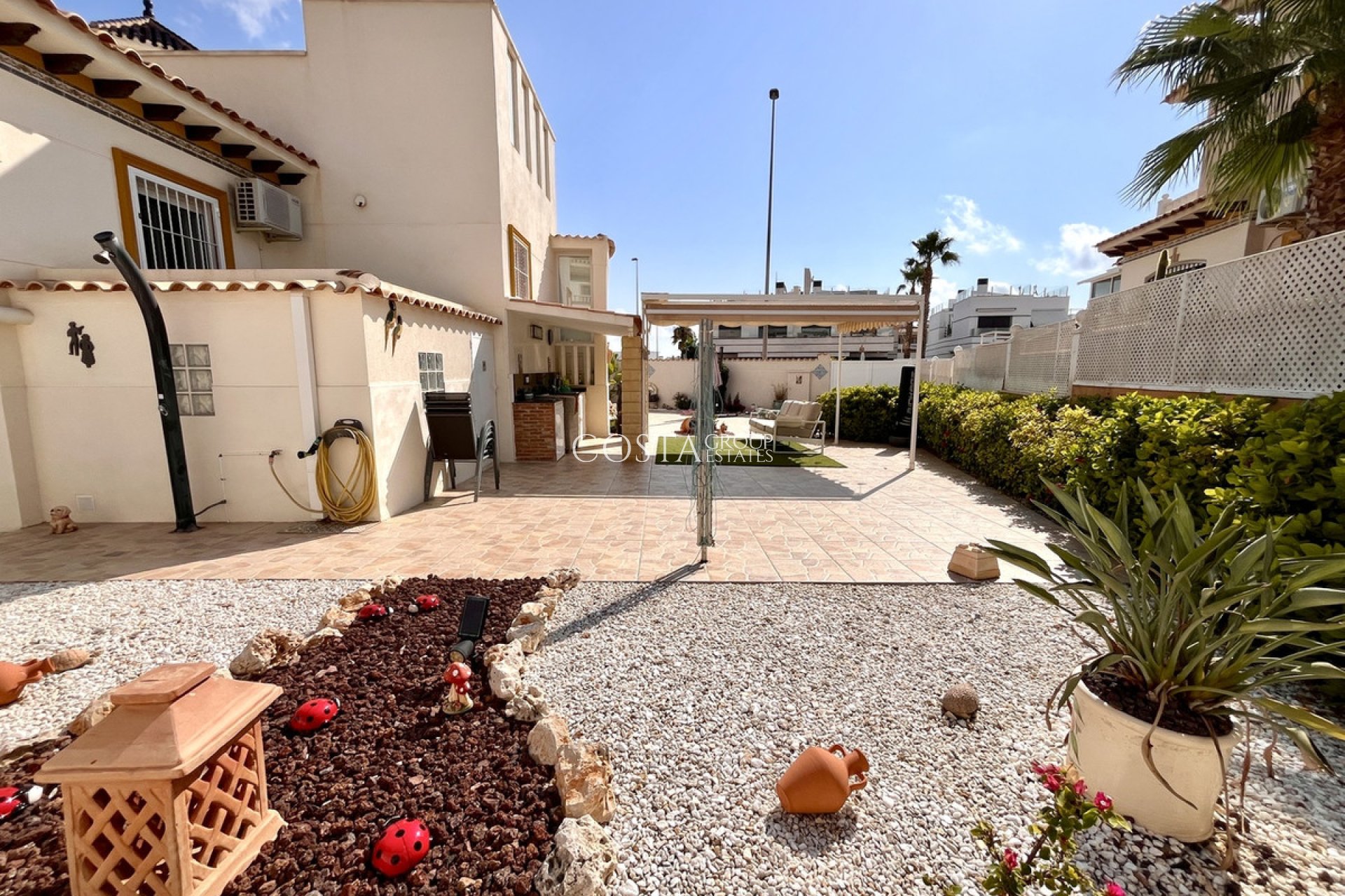 Resale - Villa -
Orihuela - Cabo Roig