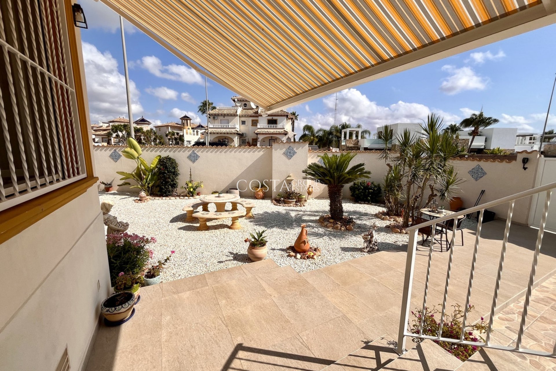 Resale - Villa -
Orihuela - Cabo Roig