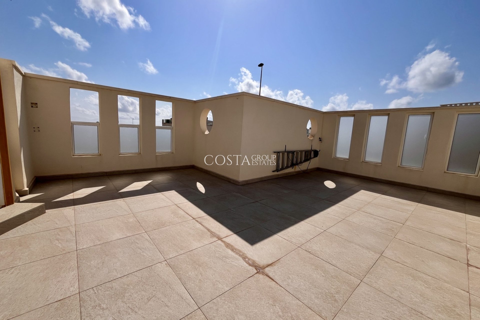 Resale - Villa -
Orihuela - Cabo Roig