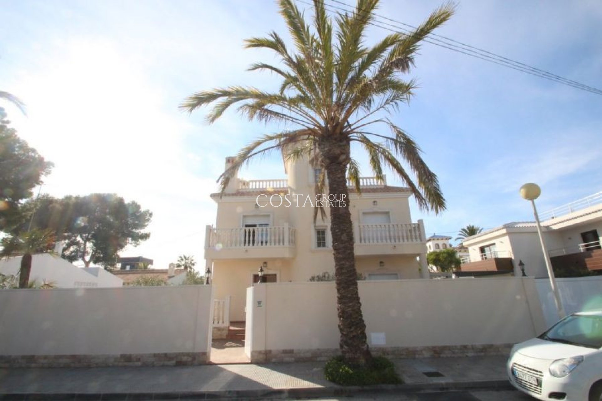 Resale - Villa -
Orihuela - Cabo Roig