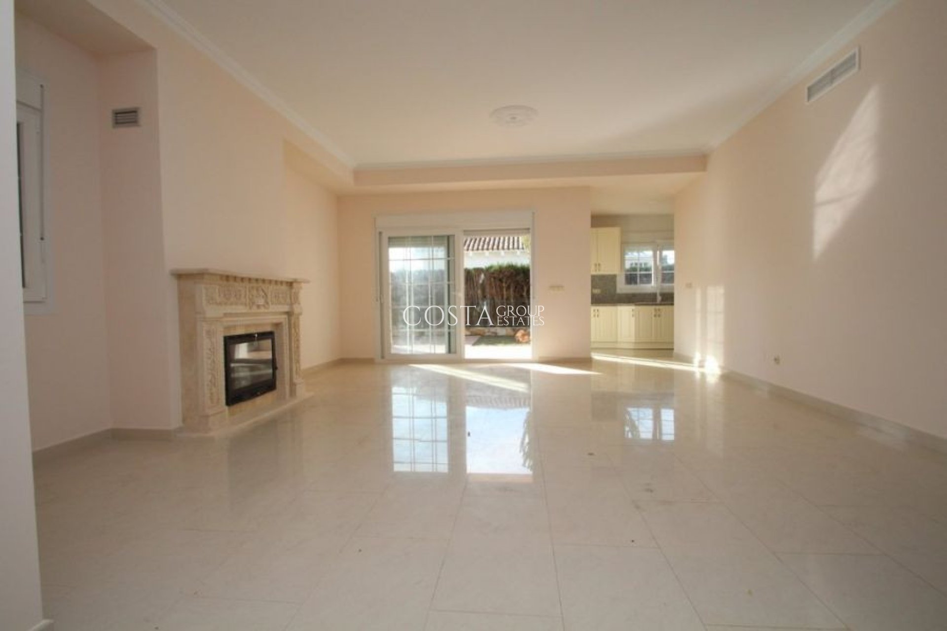 Resale - Villa -
Orihuela - Cabo Roig