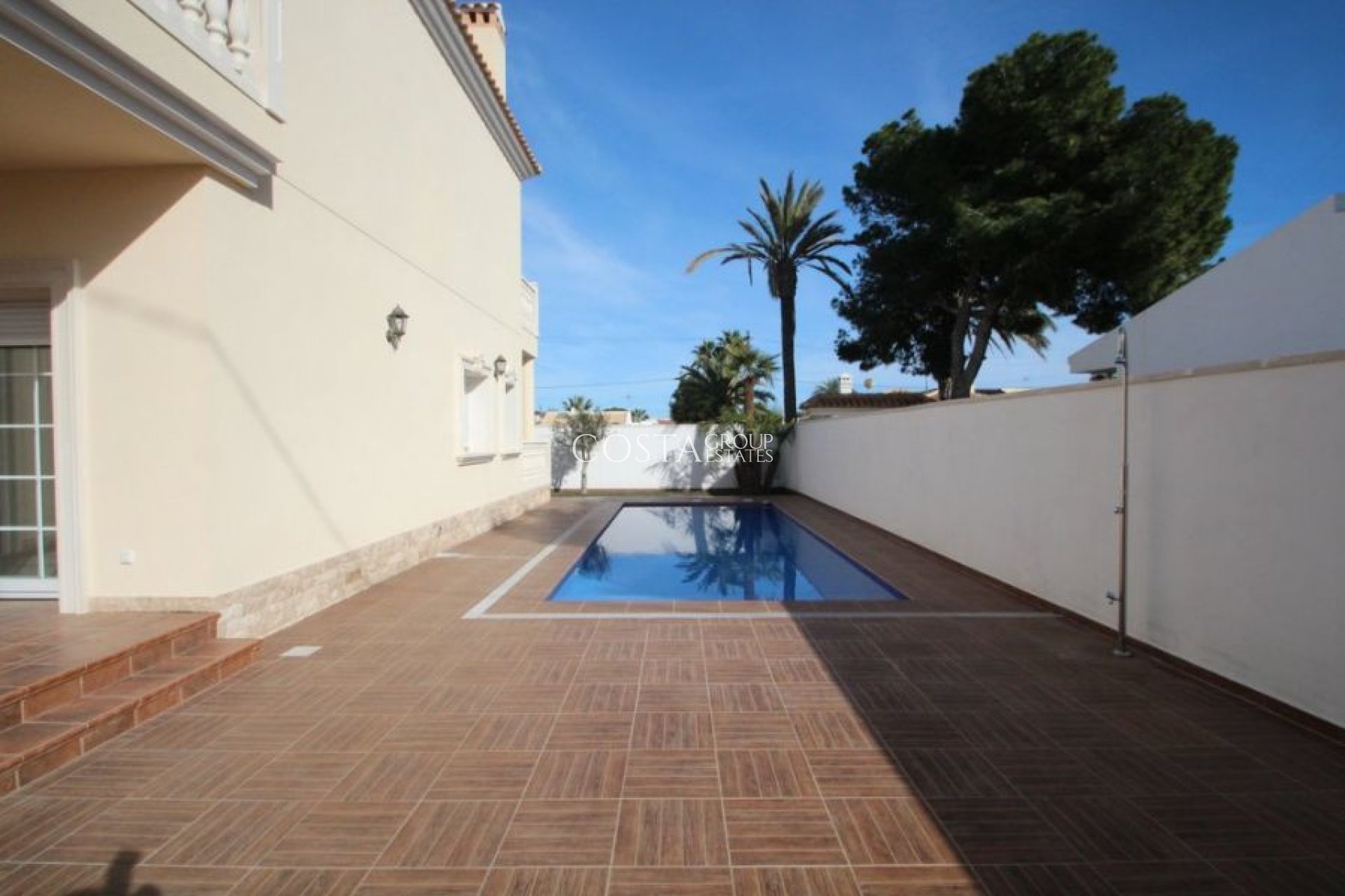 Resale - Villa -
Orihuela - Cabo Roig