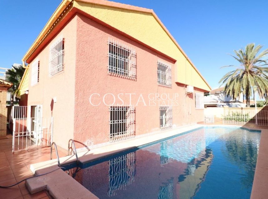 Resale - Villa -
Orihuela - Cabo Roig