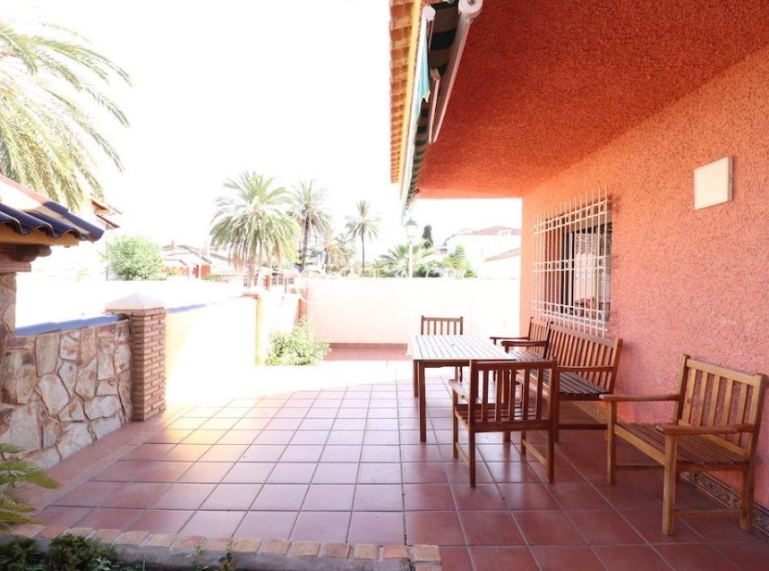 Resale - Villa -
Orihuela - Cabo Roig