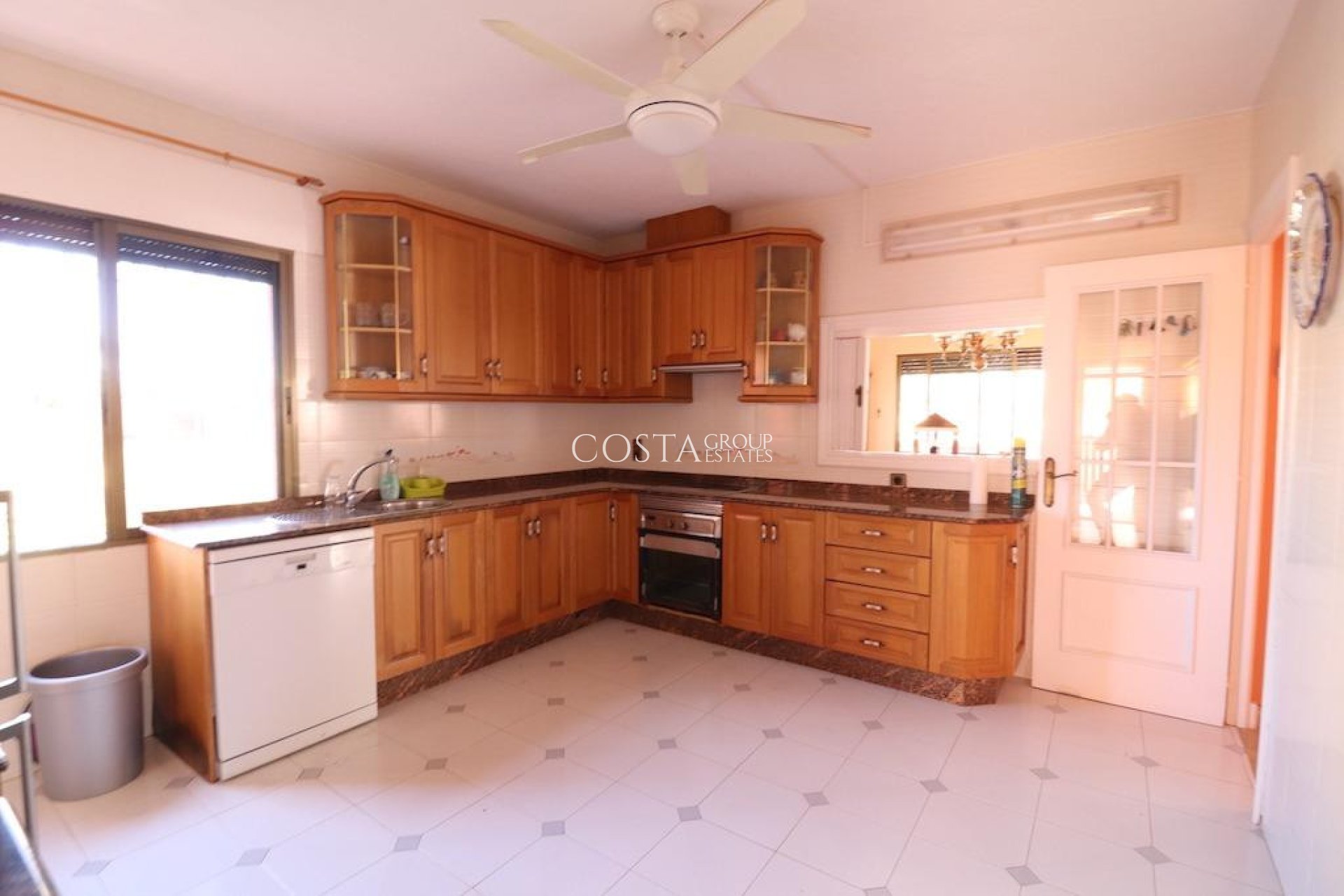 Resale - Villa -
Orihuela - Cabo Roig