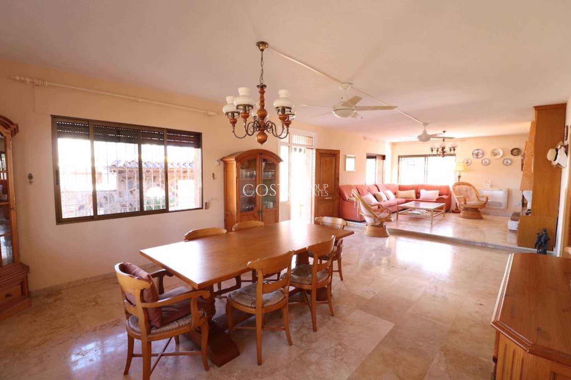 Resale - Villa -
Orihuela - Cabo Roig