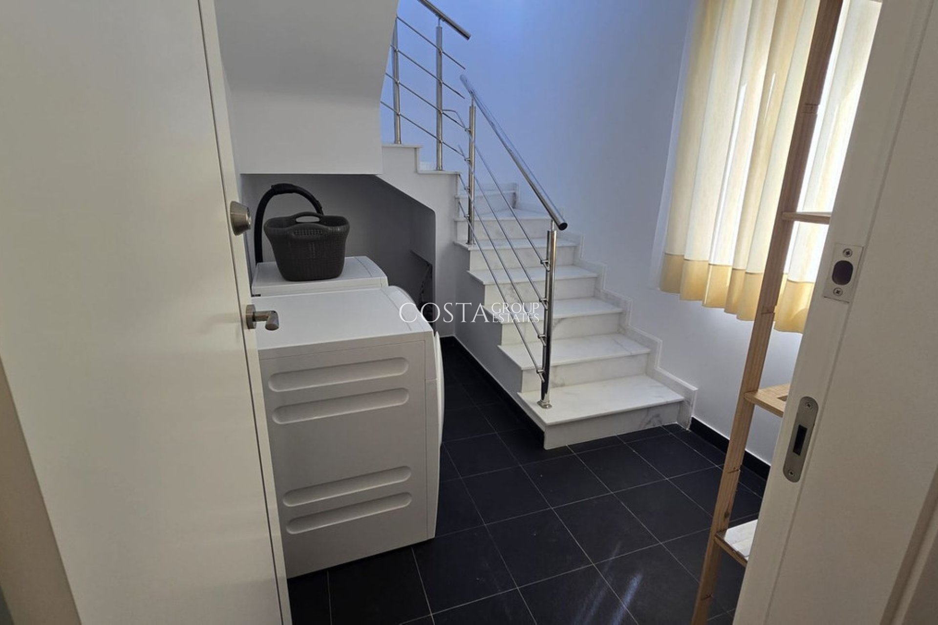 Resale - Villa -
Orihuela - Cabo Roig