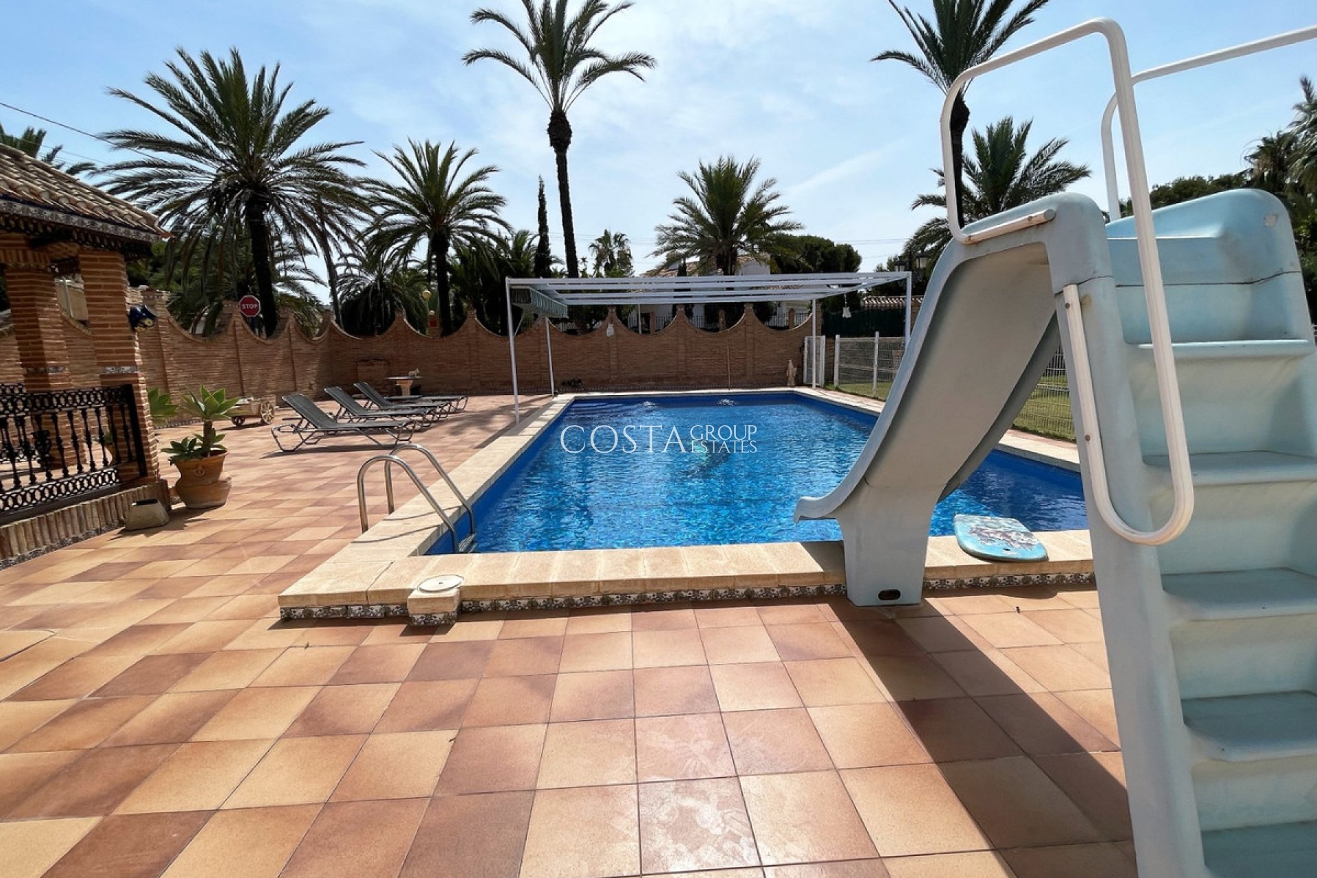 Resale - Villa -
Orihuela - Cabo Roig