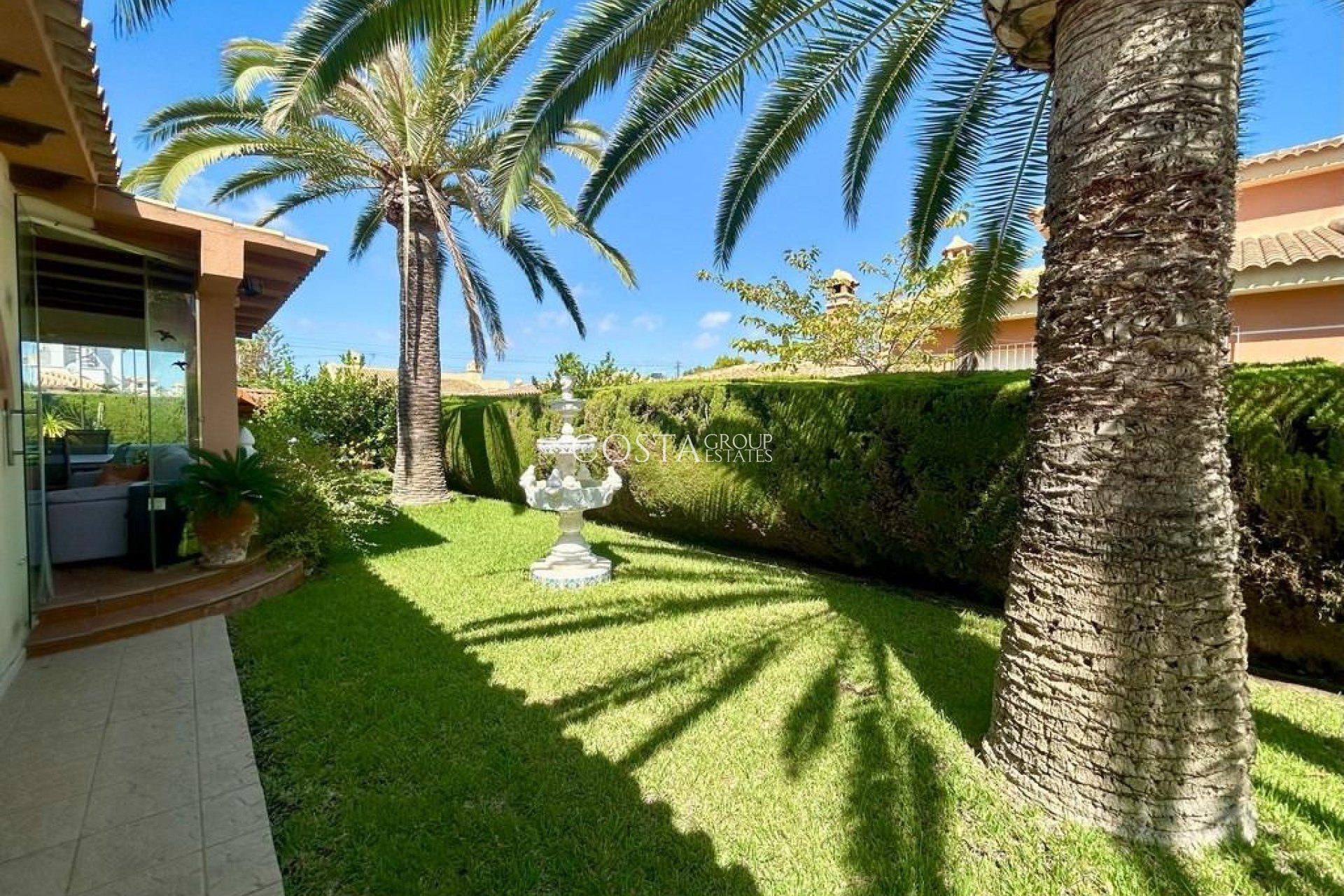Resale - Villa -
Orihuela - Cabo Roig