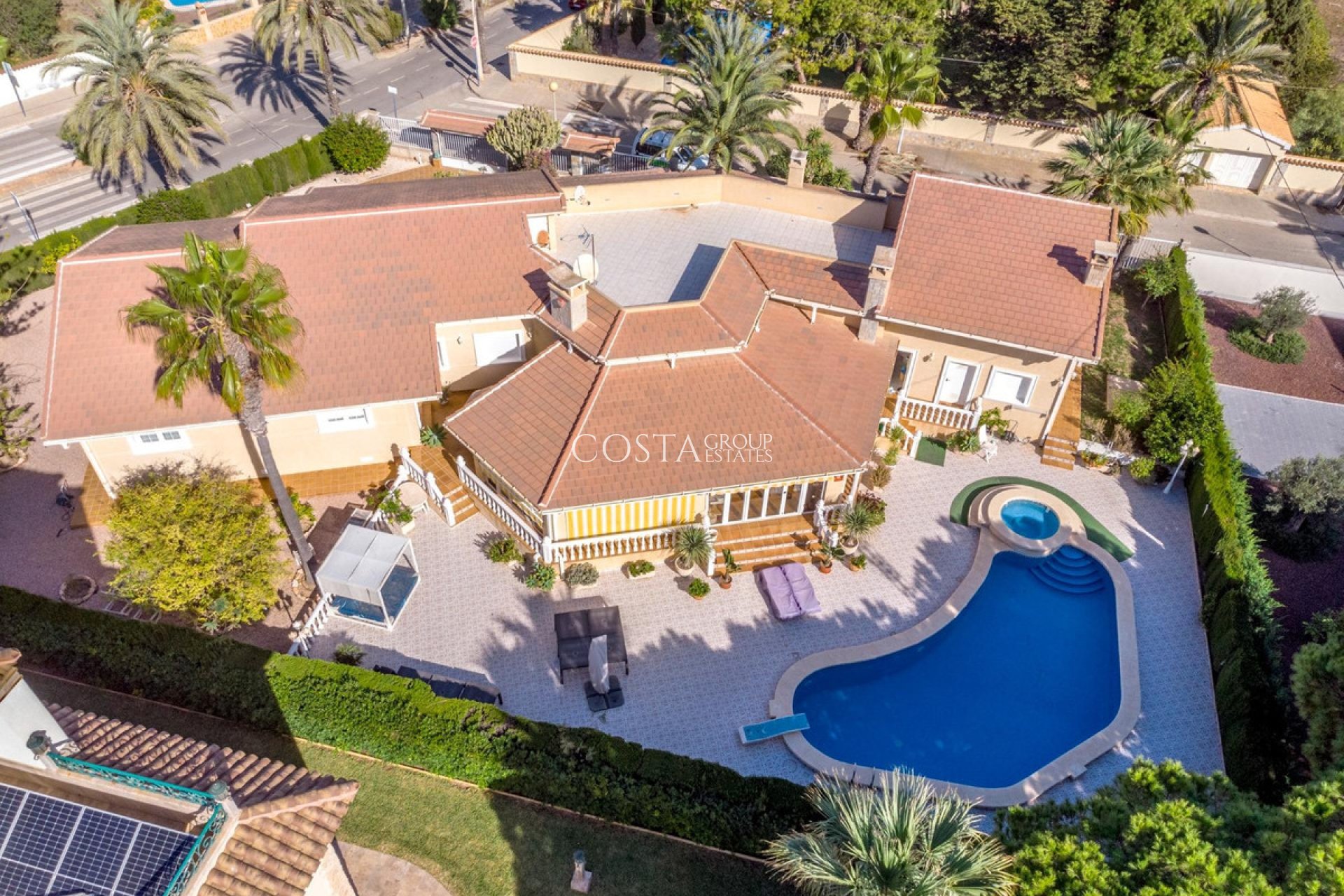 Resale - Villa -
Orihuela - Cabo Roig