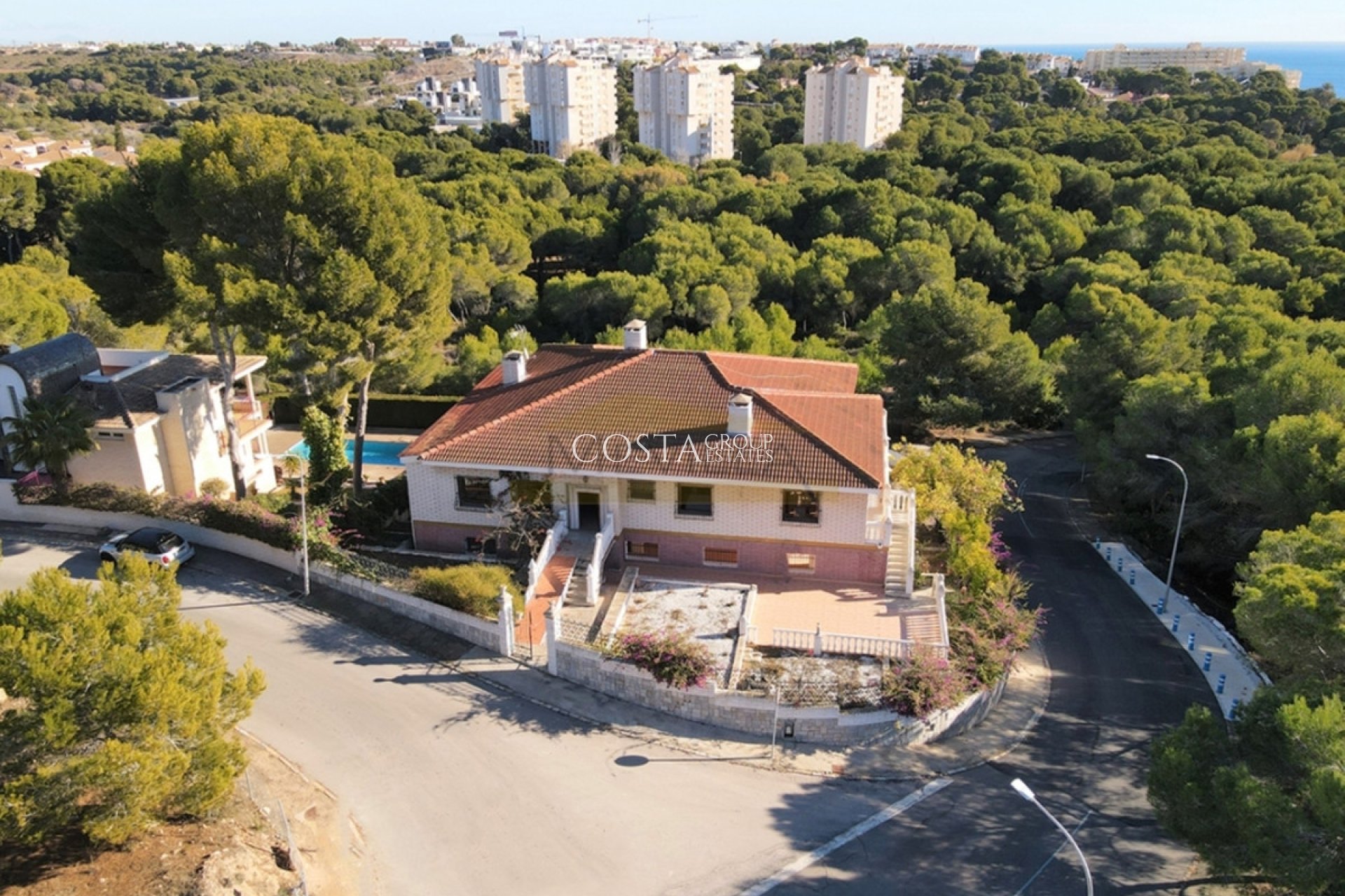 Resale - Villa -
Orihuela - Campoamor
