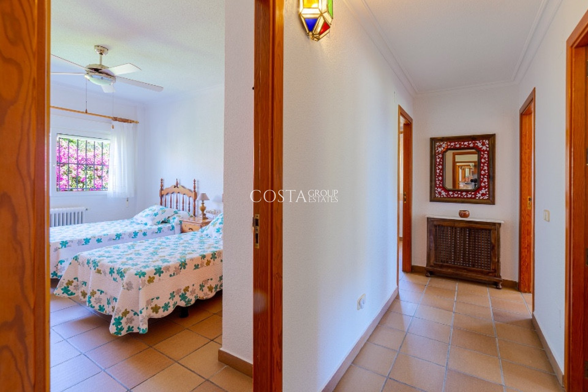 Resale - Villa -
Orihuela - Campoamor
