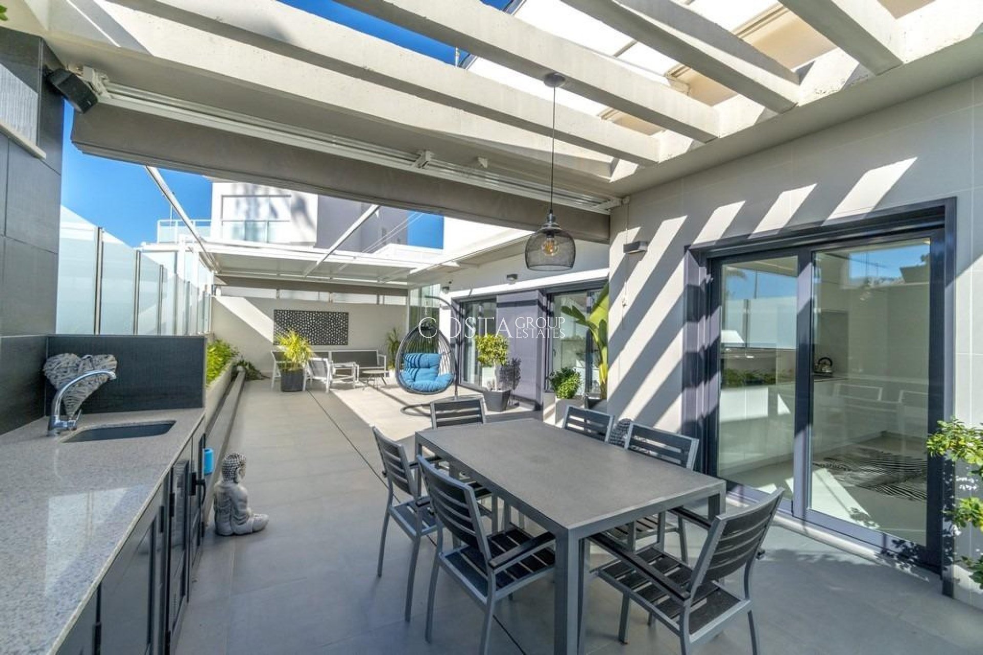 Resale - Villa -
Orihuela - Campoamor