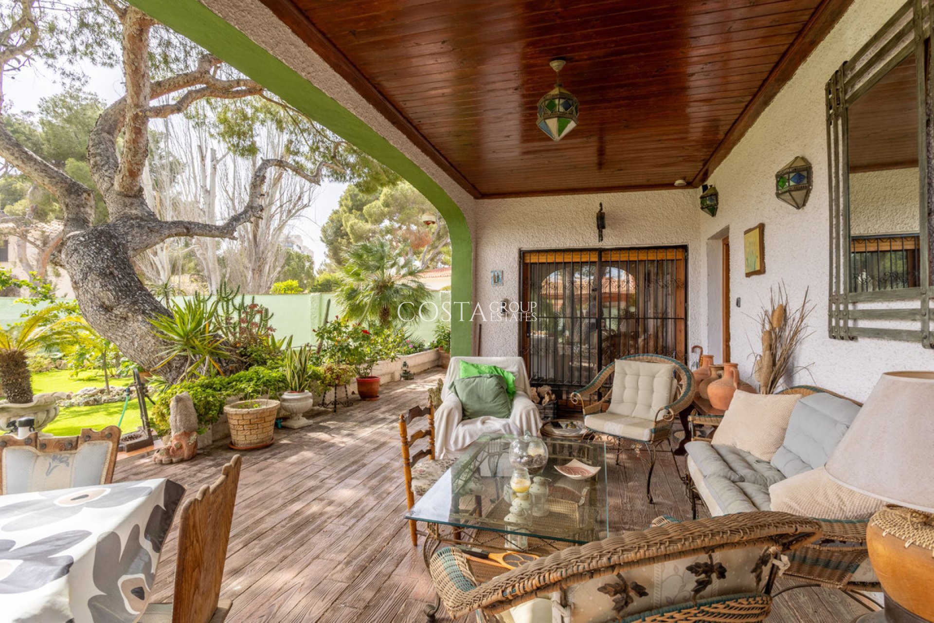 Resale - Villa -
Orihuela - Campoamor