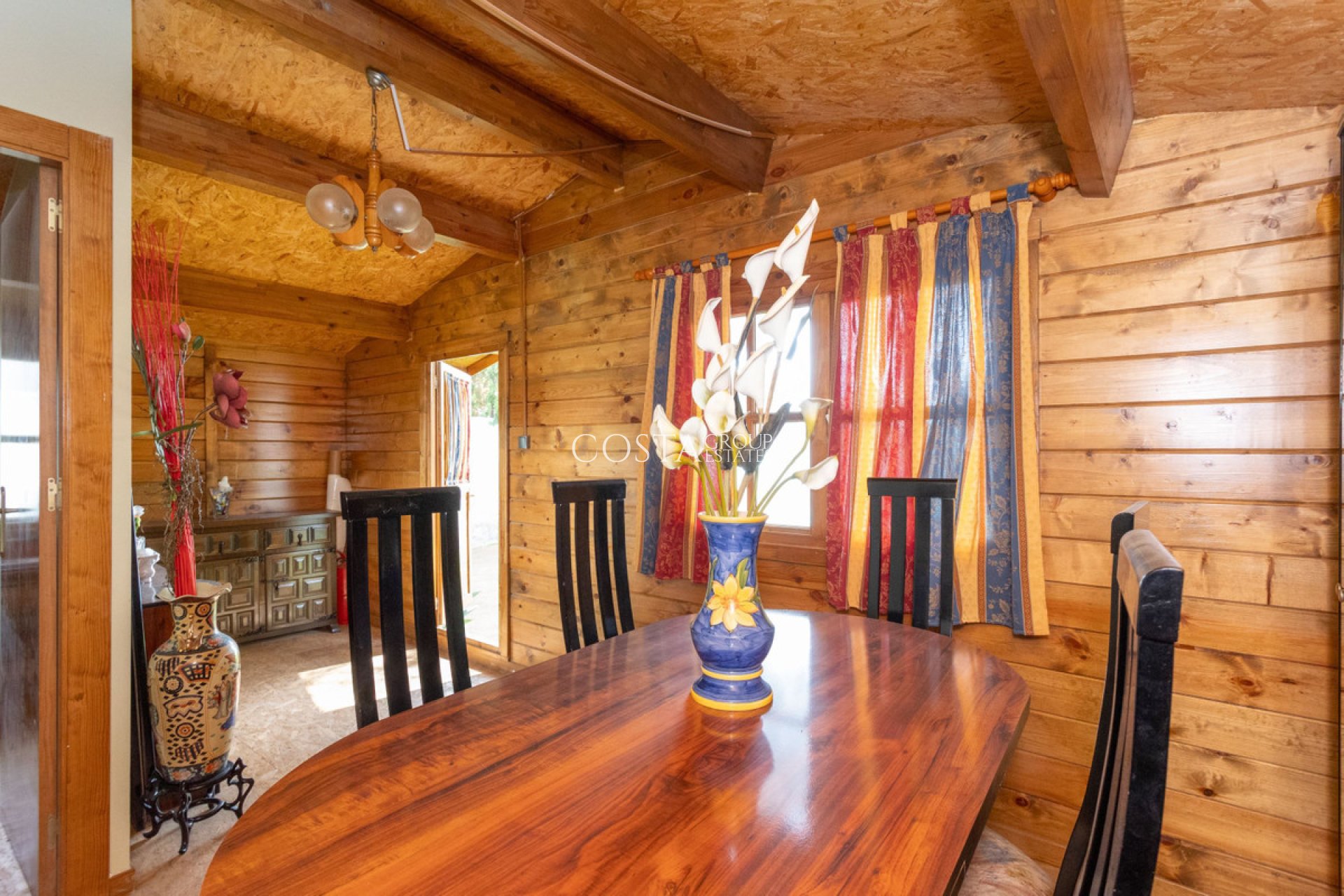 Resale - Villa -
Orihuela - Campoamor