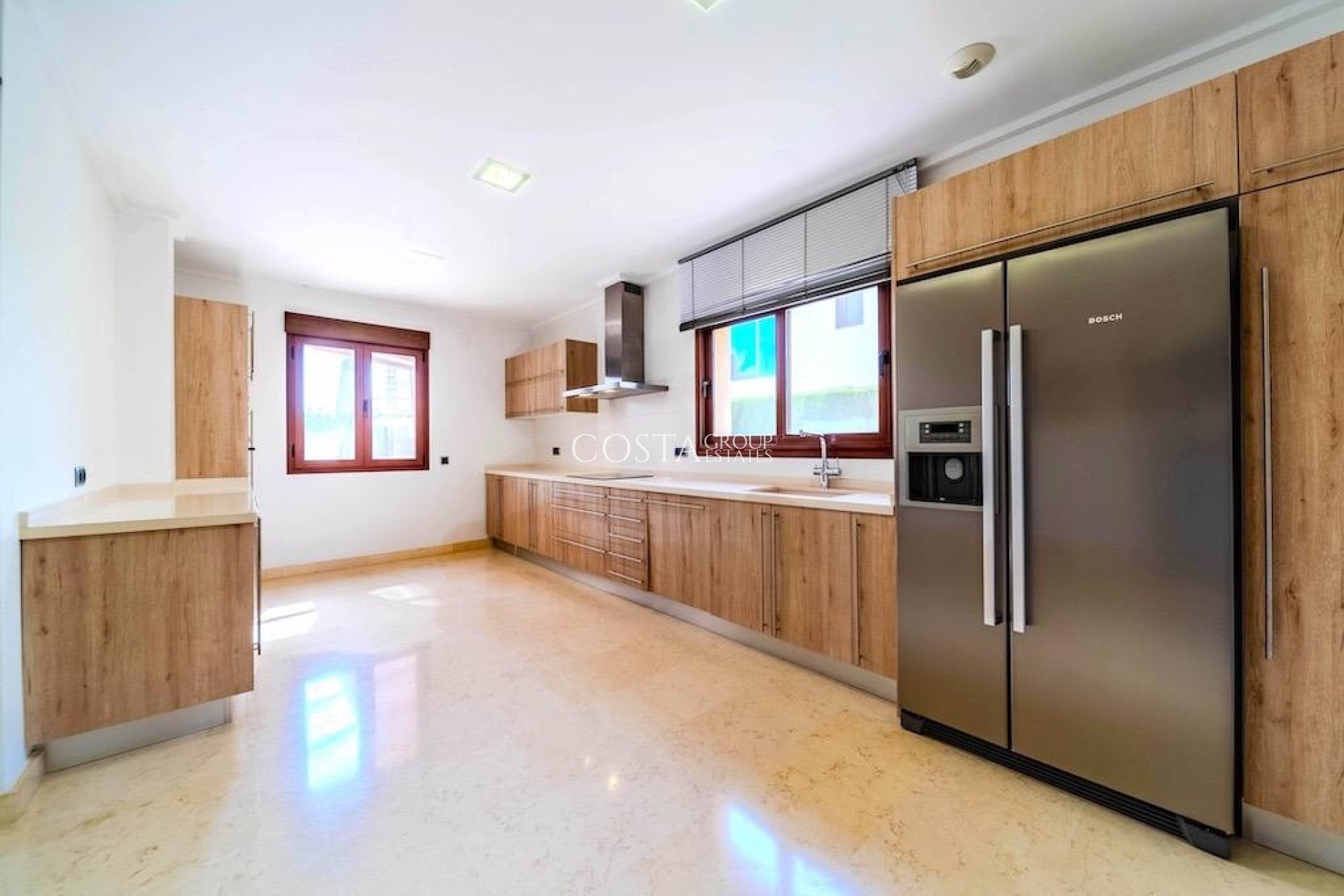 Resale - Villa -
Orihuela Costa - Cabo Roig