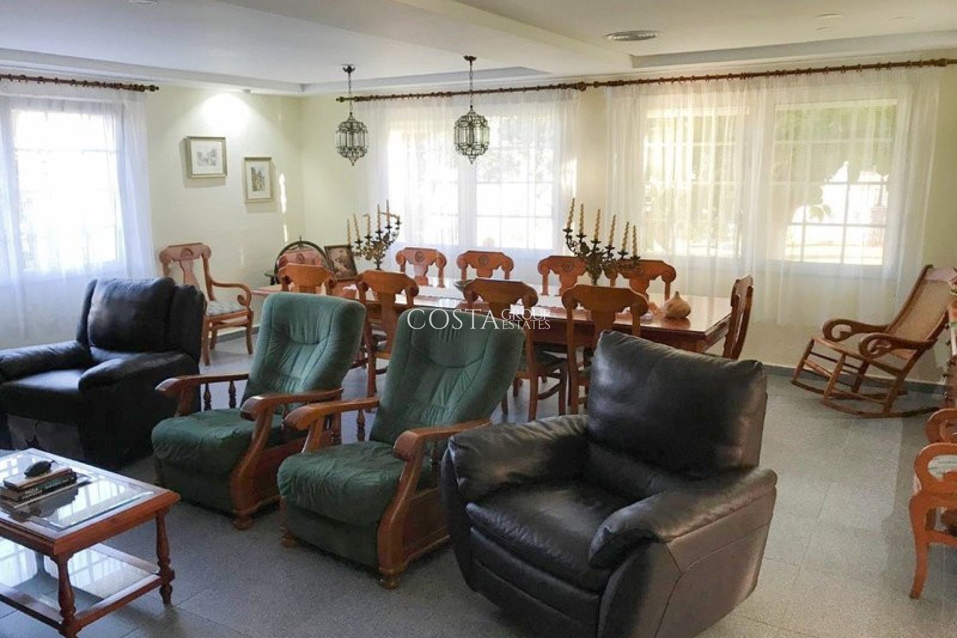 Resale - Villa -
Orihuela Costa - Cabo Roig