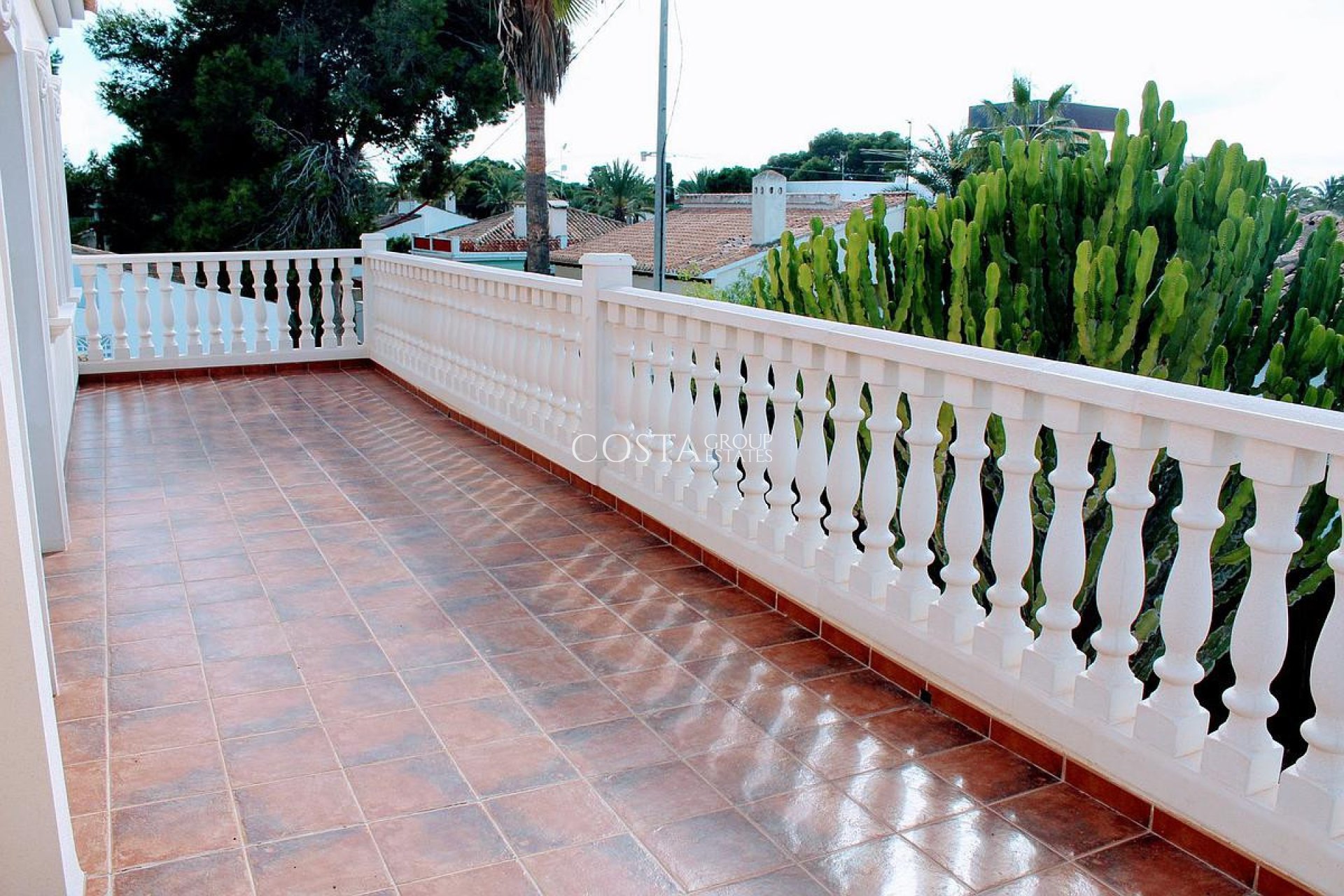 Resale - Villa -
Orihuela Costa - Cabo Roig