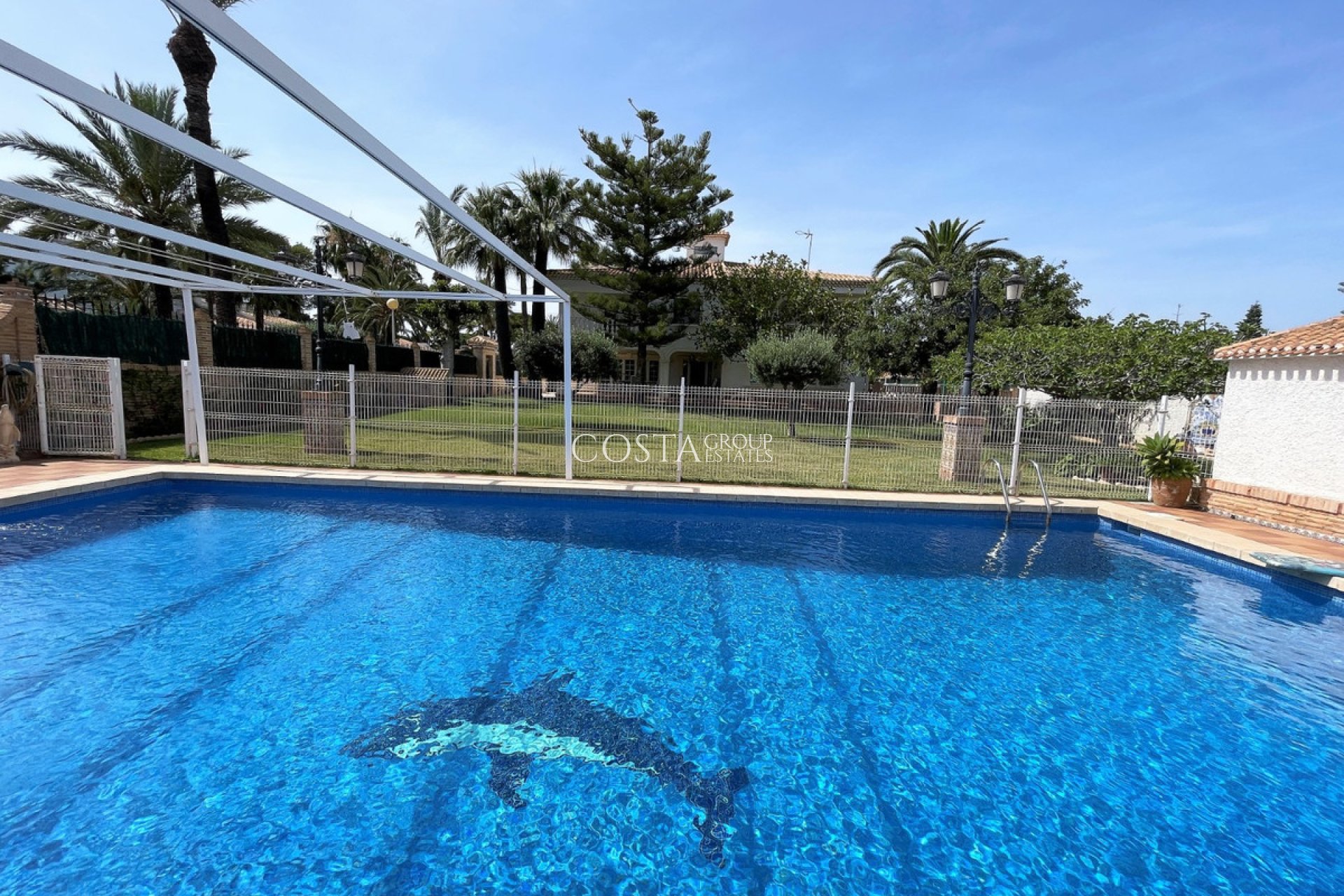 Resale - Villa -
Orihuela Costa - Cabo Roig