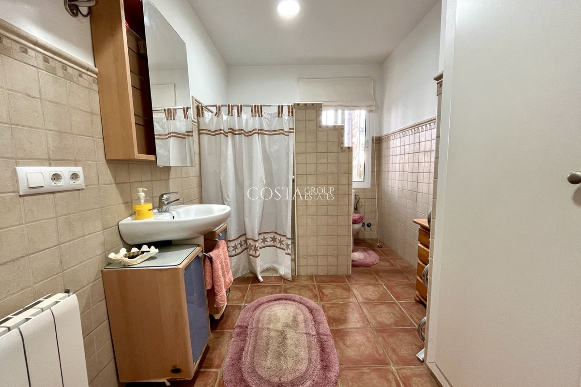 Resale - Villa -
Orihuela Costa - Cabo Roig