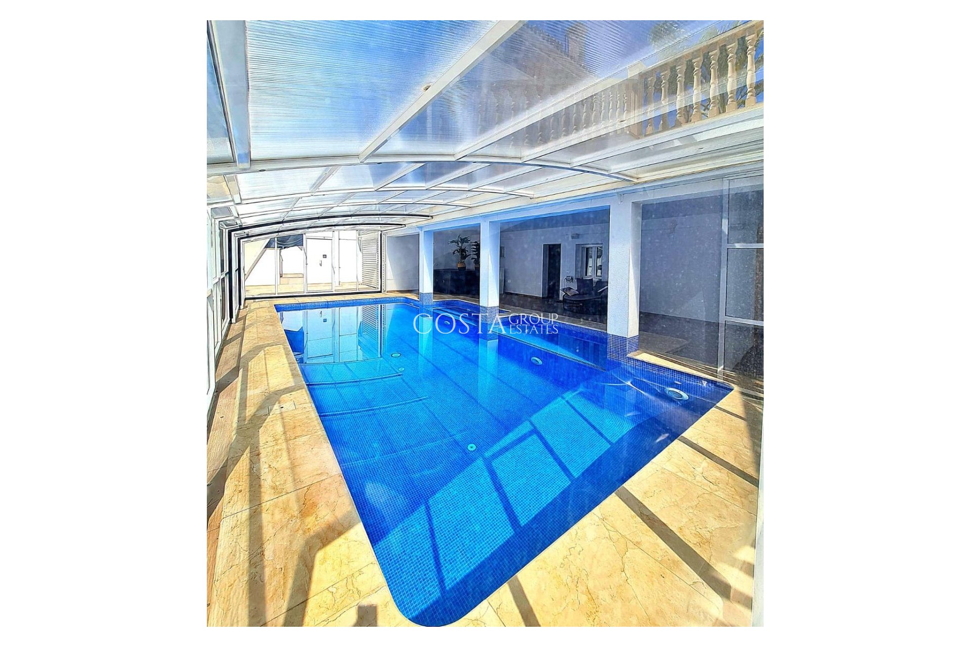 Resale - Villa -
Orihuela Costa - Campoamor