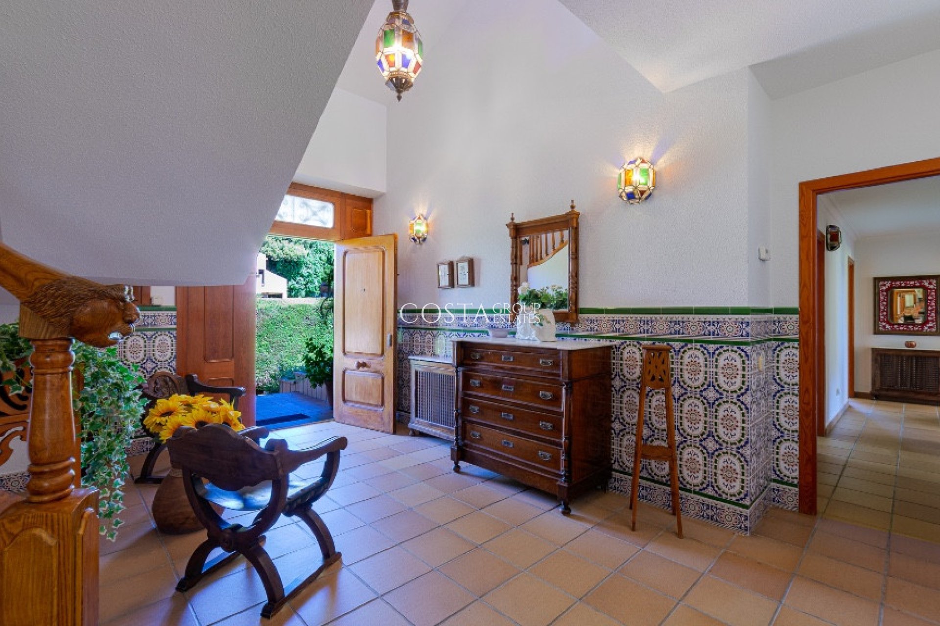 Resale - Villa -
Orihuela Costa - Campoamor