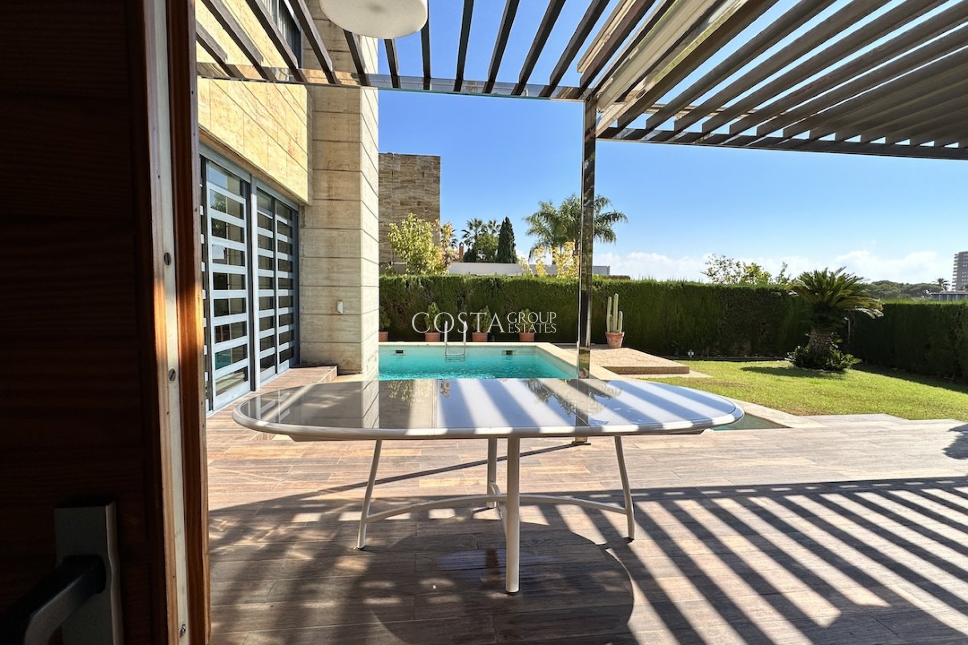 Resale - Villa -
Orihuela Costa - Dehesa de campoamor