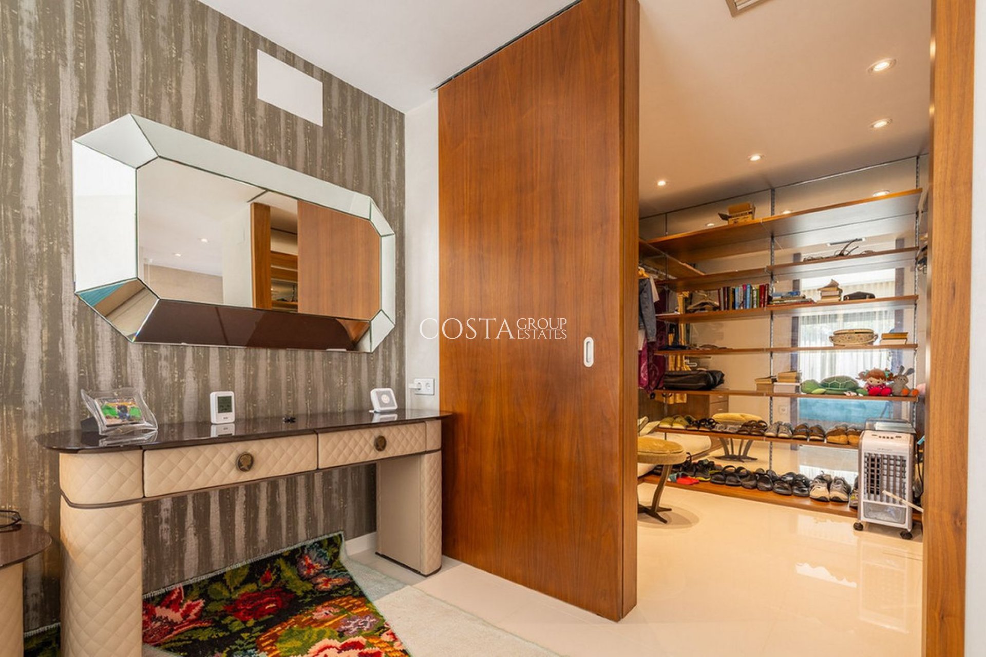 Resale - Villa -
Orihuela Costa - Dehesa de Campoamor