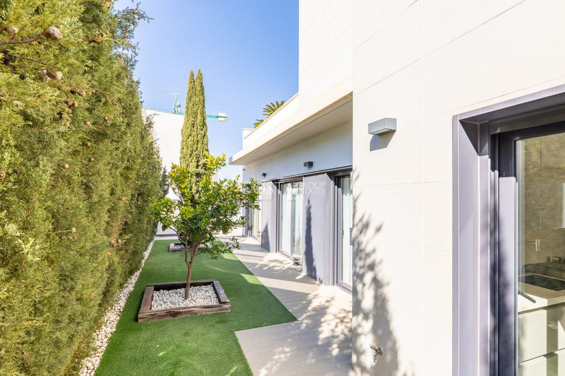 Resale - Villa -
Orihuela Costa - Dehesa de Campoamor