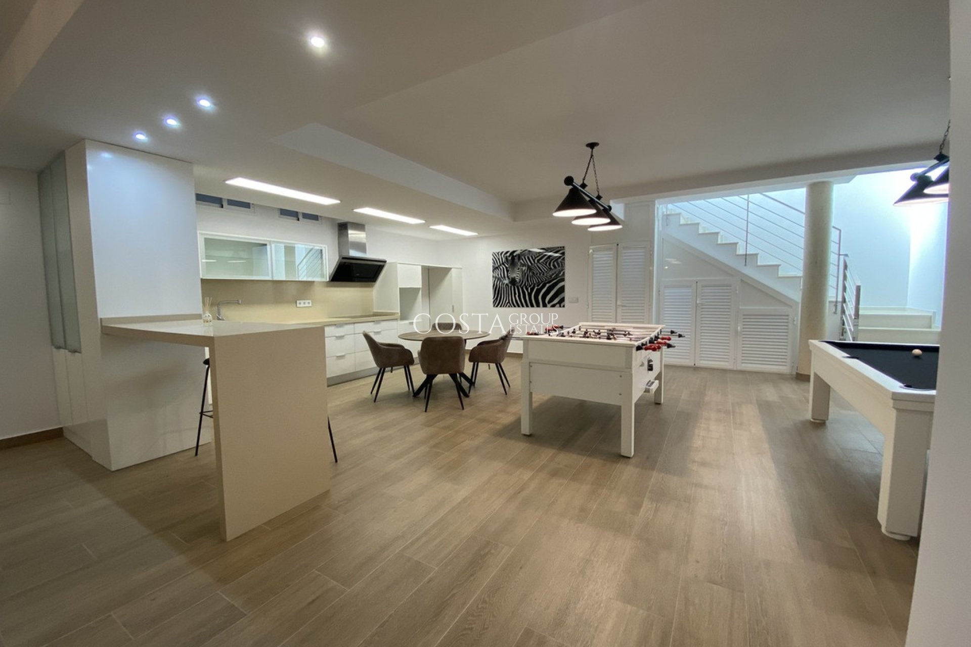 Resale - Villa -
Orihuela Costa - Dehesa de Campoamor