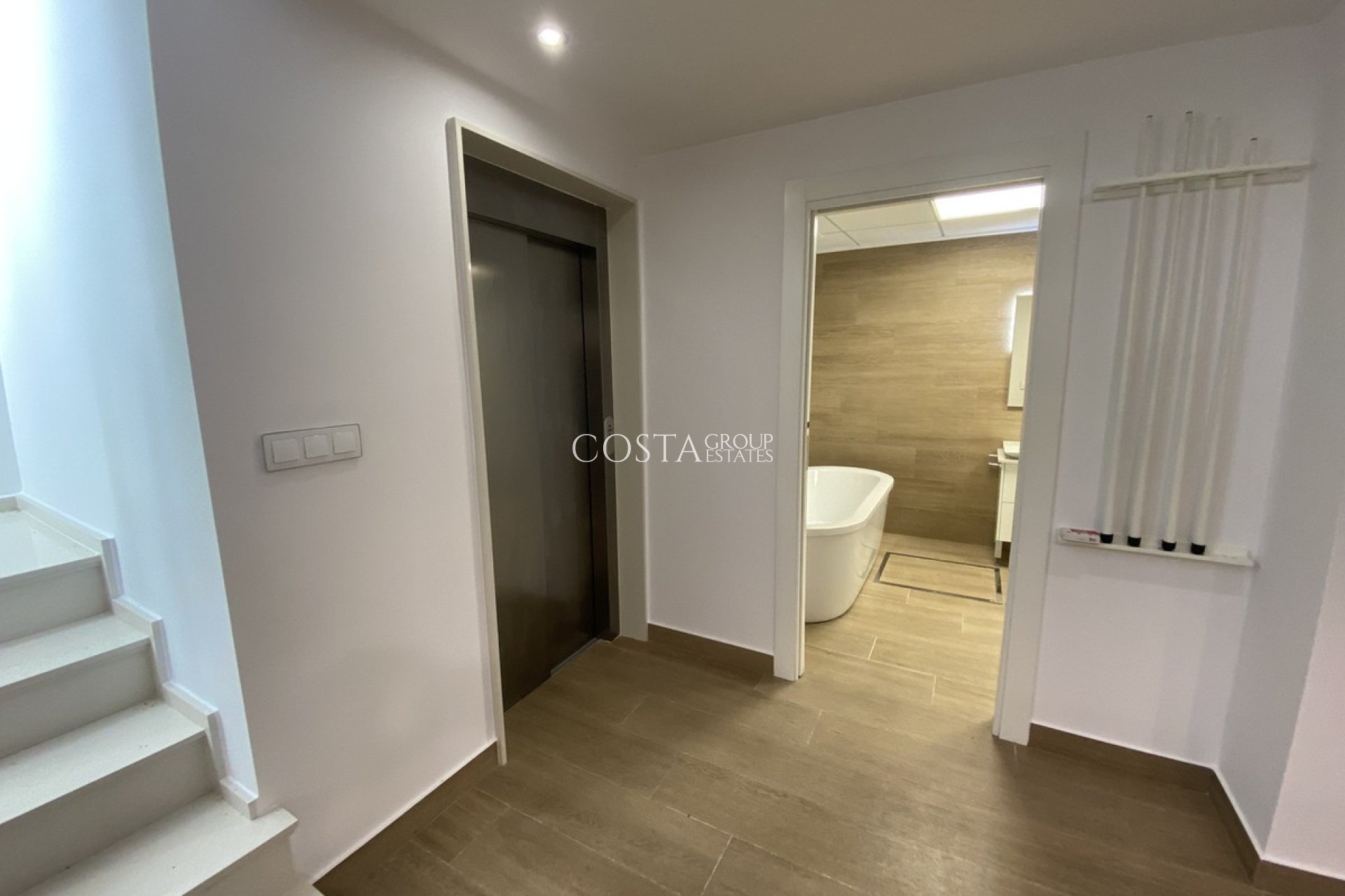 Resale - Villa -
Orihuela Costa - Dehesa de Campoamor