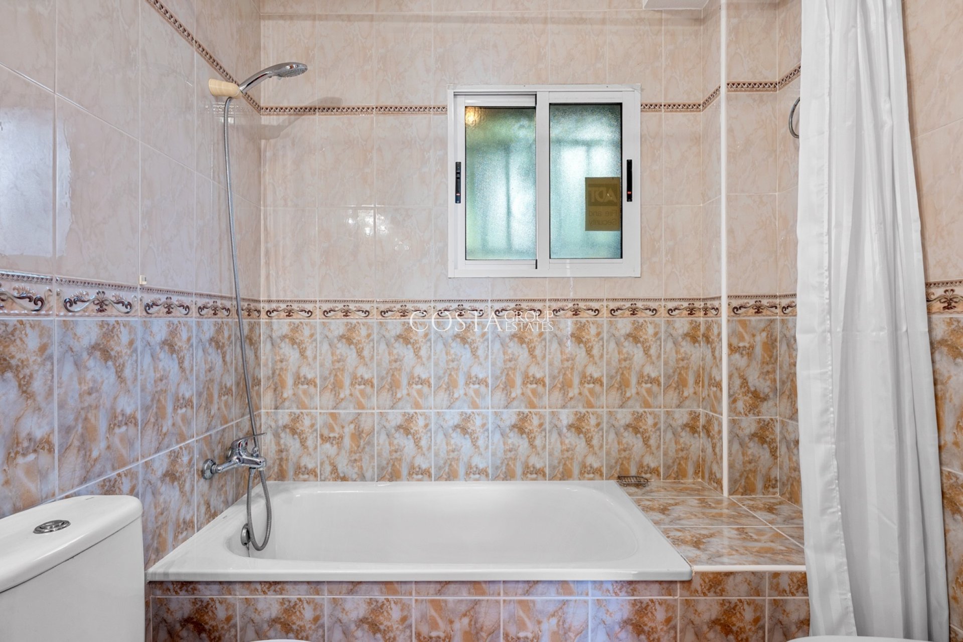 Resale - Villa -
Orihuela Costa - El Galan
